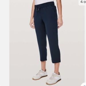 Lululemon on the fly crop 23”